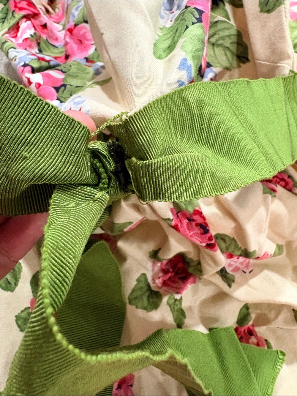 Victor Costa Cream Floral Dress with Pink Roses and Green Ribbon - Picture 5 of 13